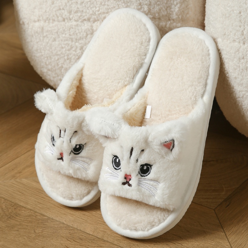 Winter Clothing Material - Chinelos de Pelúcia de Gato Fofo